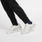 NIKE Sportswear Club Cargo Hose Jungen black/black/white XS (122-128 cm)