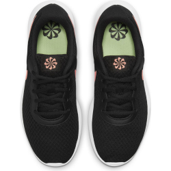 NIKE Tanjun Sneaker Damen black/mtlc red bronze-barely volt-white 36