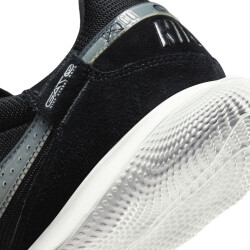 NIKE Streetgato Fußballschuhe Herren black/summit white-off noir 44