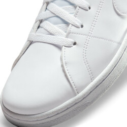 NIKECourt Royale 2 Sneaker Damen white/white-white 35.5