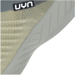 UYN Ecolypt Slip-on Sneaker mit grauer Sohle Herren beige 39