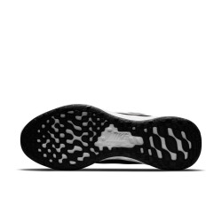 NIKE Revolution 6 Next Nature Road Laufschuhe Herren black/white/iron/grey 42.5