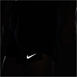 NIKE Challenger Brief-Lined Laufshorts Herren black/reflective silv M