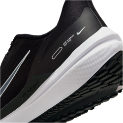 NIKE Air Winflo 9 Laufschuhe Herren black/white-dk smoke grey 44