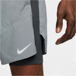 NIKE Dri-FIT Stride Hybrid Laufshorts Herren smoke grey/dk smoke grey/reflective silver S