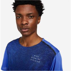 NIKE Dri-FIT Run Division Rise 365 kurzarm Laufshirt...