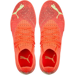 PUMA Future Z 3.4 IT Hallen-Fußballschuhe Herren fiery coral/fizzy light/puma black/salmon 44