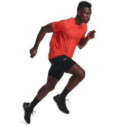 UNDER ARMOUR Iso-Chill 2in1 Laufshorts Herren
