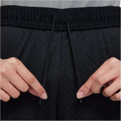 NIKE FC Barcelona Strike Dri-FIT Knit Fu&szlig;ballshorts...