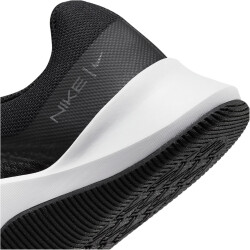 NIKE MC Trainer 2 Trainingsschuhe Damen