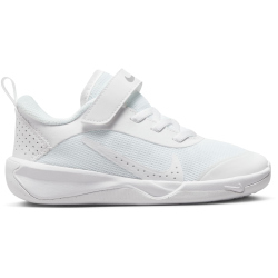 NIKE Omni Multi-Court Sneaker Kinder