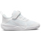 NIKE Omni Multi-Court Hallenschuhe Kinder