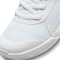 NIKE Omni Multi-Court Hallenschuhe Kinder