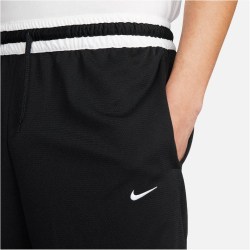 NIKE Dri-FIT DNA Basketballshorts Herren 010 - black/white M