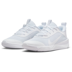 NIKE Omni Multi-Court Hallenschuhe Kinder 100 - white/white-pure platinum 38
