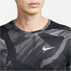 NIKE Dri-FIT Miler Camouflage kurzarm Laufshirt Herren...