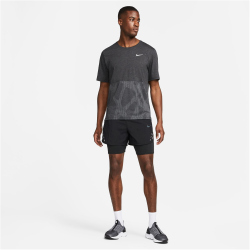 NIKE Dri-FIT Run Division kurzarm Laufshirt Herren 032 - black heather/reflective silv S