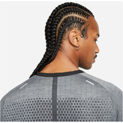 NIKE Dri-FIT ADV TechKnit Ultra kurzarm Laufshirt Herren 010 - black/smoke grey/reflective silv S
