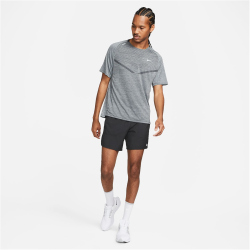 NIKE Dri-FIT ADV TechKnit Ultra kurzarm Laufshirt Herren 010 - black/smoke grey/reflective silv S