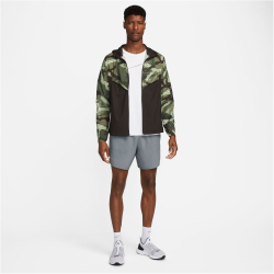 NIKE Repel Windrunner Camouflage Laufjacke Herren 386 - oil green/velvet brown/reflective silv L