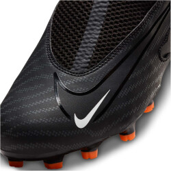 NIKE Jr. Phantom GX Academy Dynamic Fit MG Multi-Ground Fußballschuhe Kinder 010 - black/summit white-dk smoke grey 33