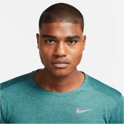 NIKE Dri-FIT Element Running Crew Sweatshirt Herren 309 -...