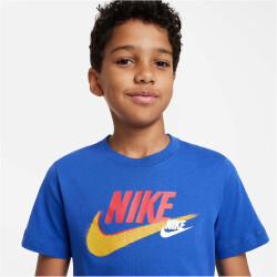 NIKE Sportswear Standard Issue T-Shirt Jungen 480 - game...
