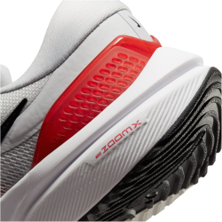 NIKE Air Zoom Vomero 16 Road Laufschuhe Herren 011 - photon dust/black-lt crimson-white 40