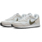 101 - summit white/medium olive-black-white