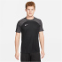 NIKE Dri-FIT Strike kurzarm Fußball Trainingsshirt...